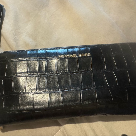 Michael Kors Black Croc-Embossed Clutch - Picture 1 of 3